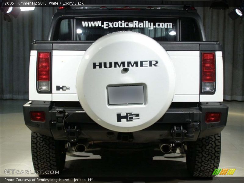 White / Ebony Black 2005 Hummer H2 SUT