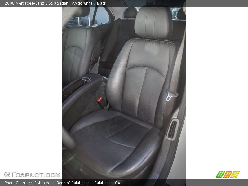 Arctic White / Black 2008 Mercedes-Benz E 550 Sedan