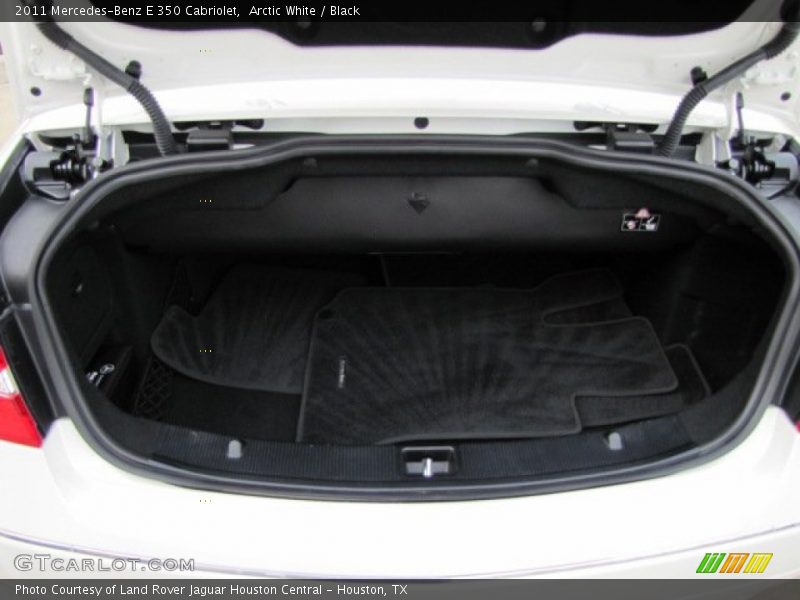  2011 E 350 Cabriolet Trunk