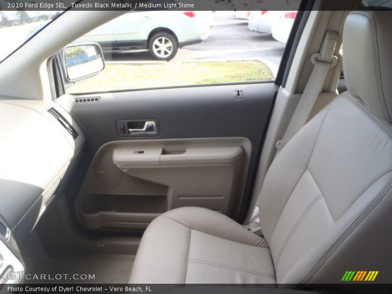Tuxedo Black Metallic / Medium Light Stone 2010 Ford Edge SEL