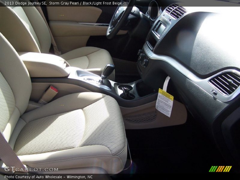 Storm Gray Pearl / Black/Light Frost Beige 2013 Dodge Journey SE