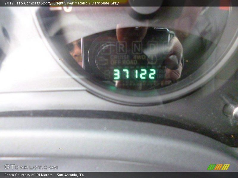 Bright Silver Metallic / Dark Slate Gray 2012 Jeep Compass Sport