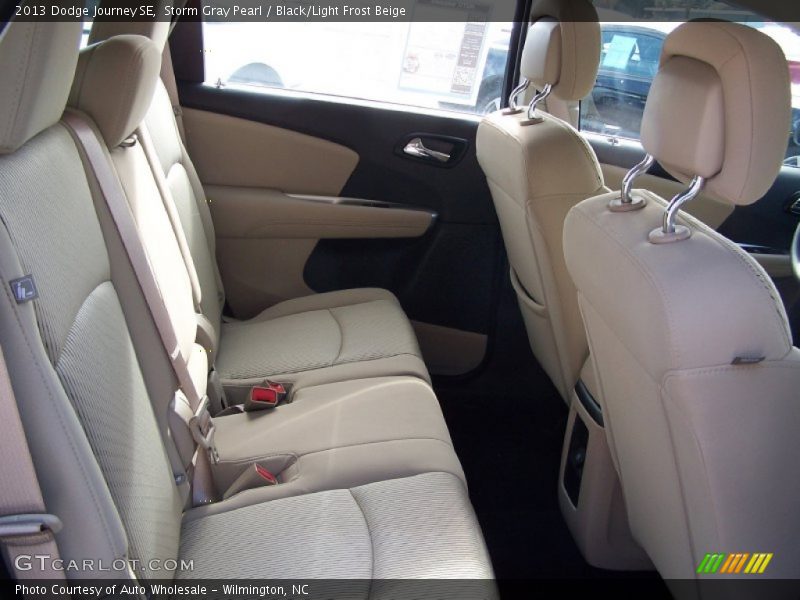 Storm Gray Pearl / Black/Light Frost Beige 2013 Dodge Journey SE