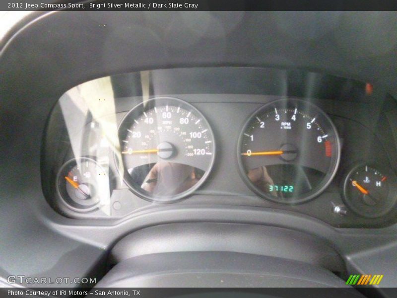 Bright Silver Metallic / Dark Slate Gray 2012 Jeep Compass Sport