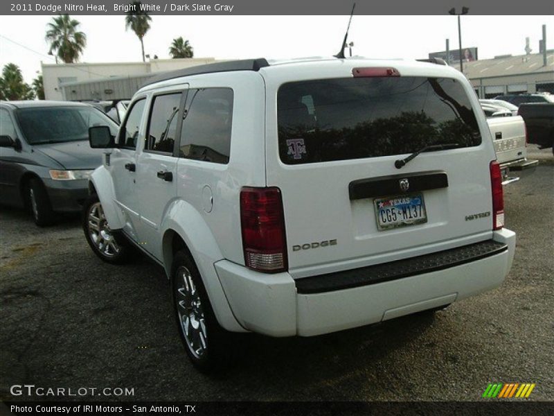 Bright White / Dark Slate Gray 2011 Dodge Nitro Heat