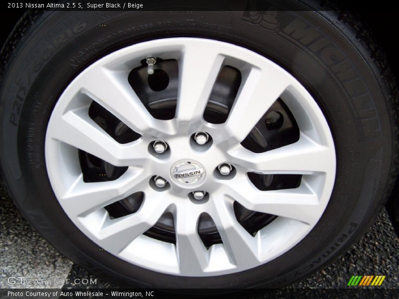 Super Black / Beige 2013 Nissan Altima 2.5 S