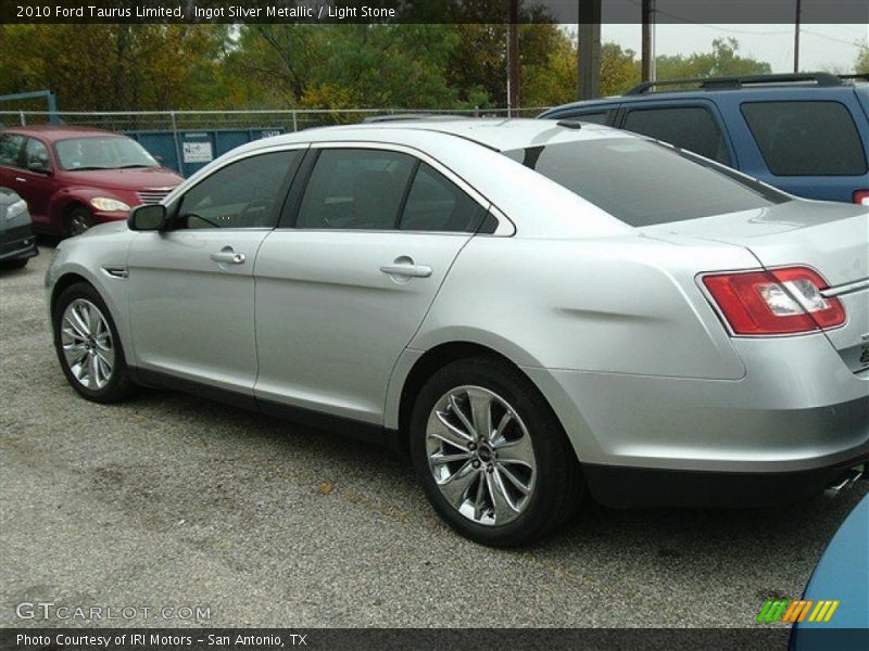 Ingot Silver Metallic / Light Stone 2010 Ford Taurus Limited