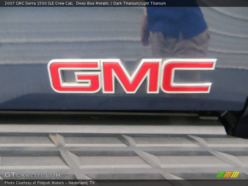 Deep Blue Metallic / Dark Titanium/Light Titanium 2007 GMC Sierra 1500 SLE Crew Cab
