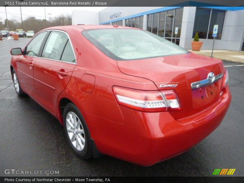 Barcelona Red Metallic / Bisque 2011 Toyota Camry XLE