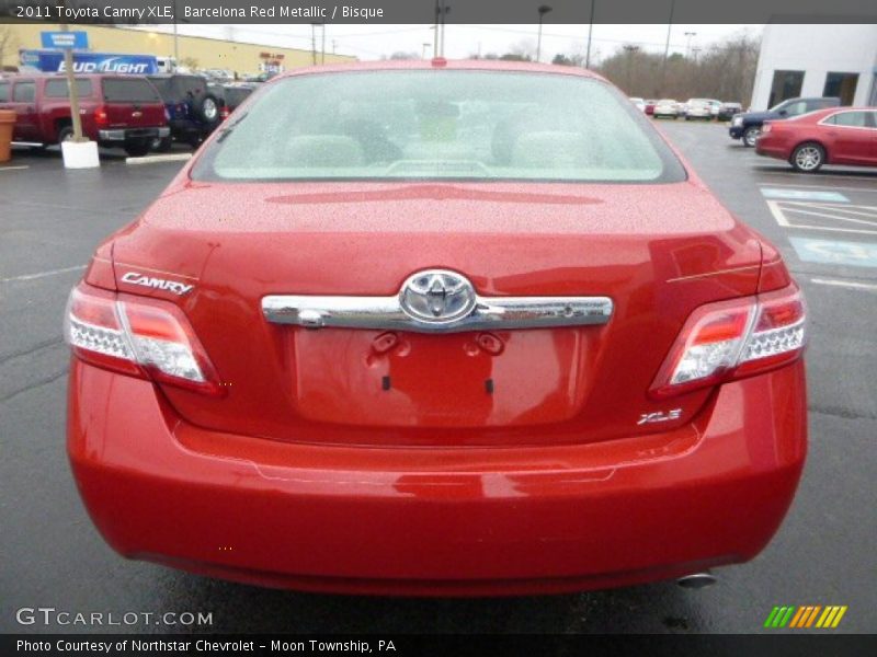 Barcelona Red Metallic / Bisque 2011 Toyota Camry XLE