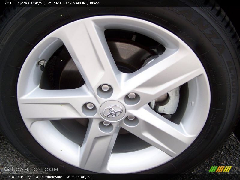 Attitude Black Metallic / Black 2013 Toyota Camry SE