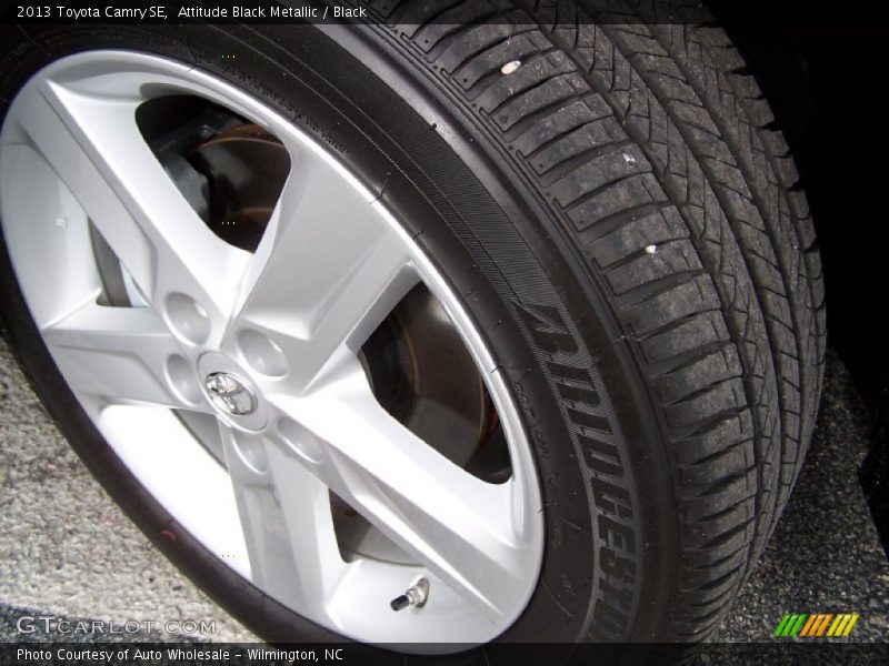 Attitude Black Metallic / Black 2013 Toyota Camry SE