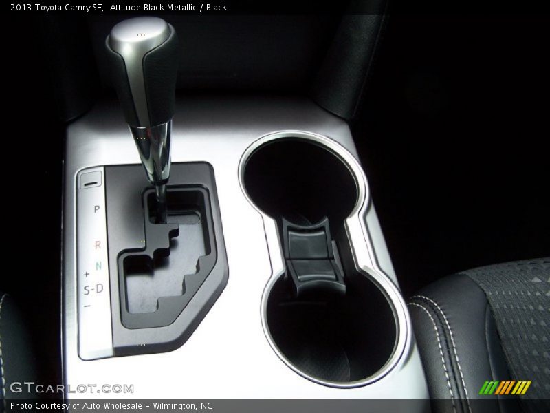 Attitude Black Metallic / Black 2013 Toyota Camry SE