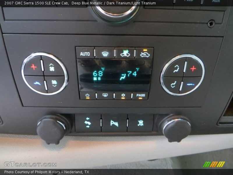 Deep Blue Metallic / Dark Titanium/Light Titanium 2007 GMC Sierra 1500 SLE Crew Cab
