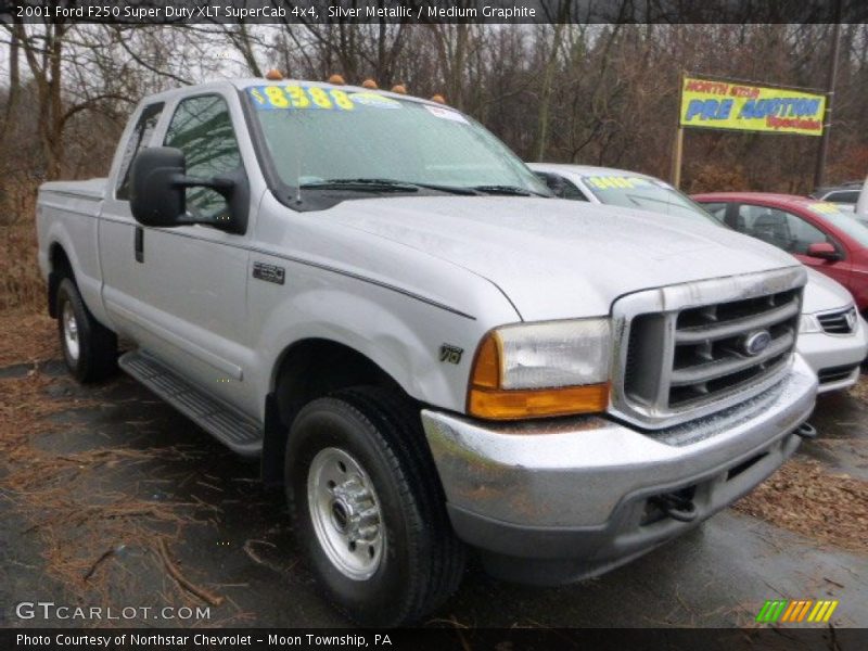 Silver Metallic / Medium Graphite 2001 Ford F250 Super Duty XLT SuperCab 4x4