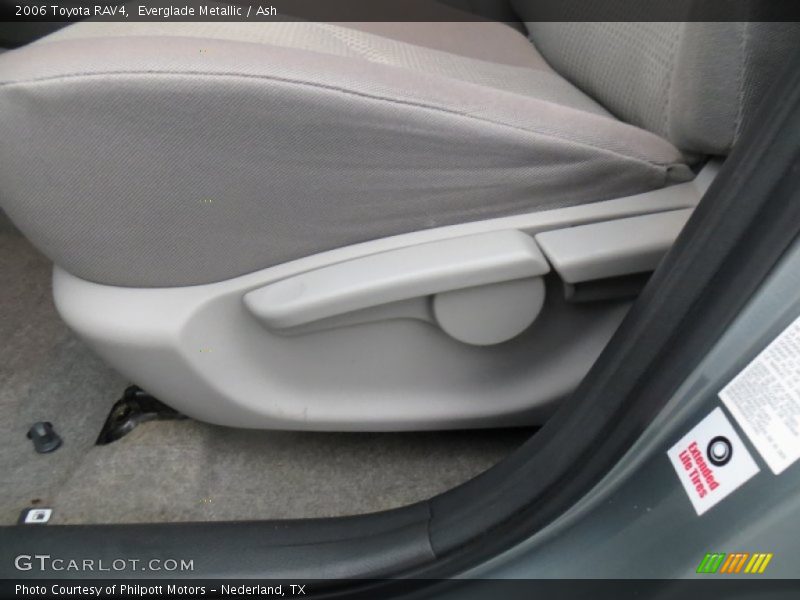 Everglade Metallic / Ash 2006 Toyota RAV4