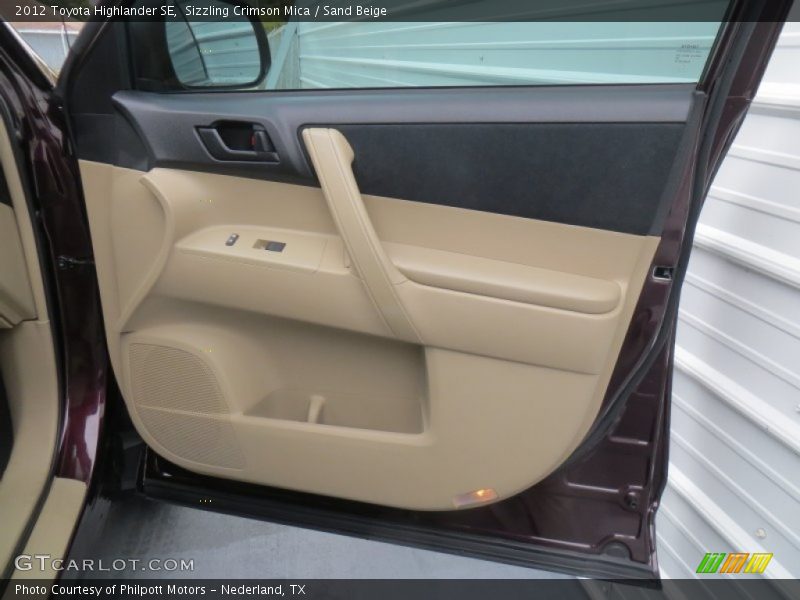 Sizzling Crimson Mica / Sand Beige 2012 Toyota Highlander SE