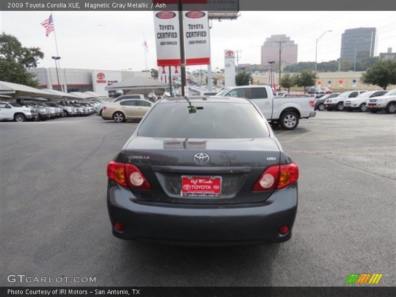 Magnetic Gray Metallic / Ash 2009 Toyota Corolla XLE