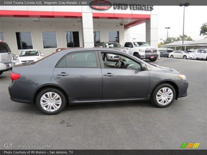 Magnetic Gray Metallic / Ash 2009 Toyota Corolla XLE
