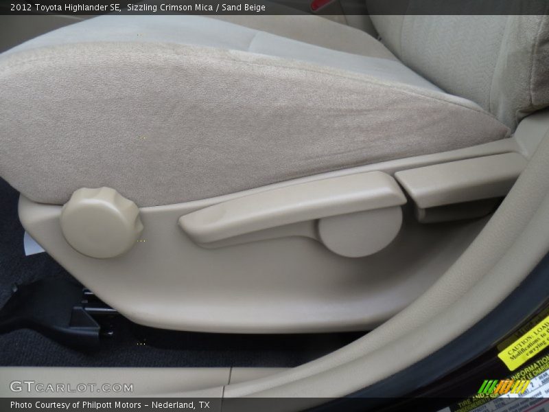 Sizzling Crimson Mica / Sand Beige 2012 Toyota Highlander SE