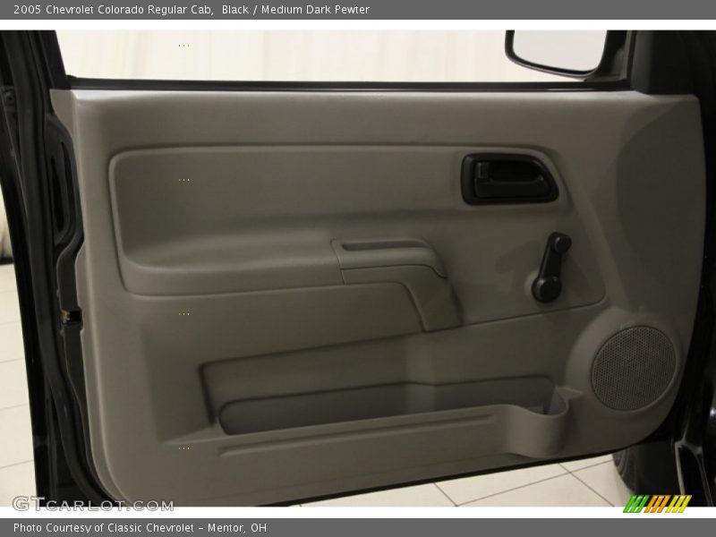 Black / Medium Dark Pewter 2005 Chevrolet Colorado Regular Cab