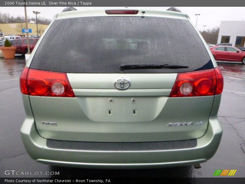 Silver Pine Mica / Taupe 2006 Toyota Sienna LE