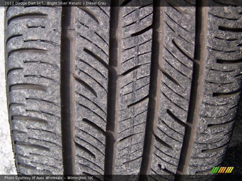 Bright Silver Metallic / Diesel Gray 2013 Dodge Dart SXT