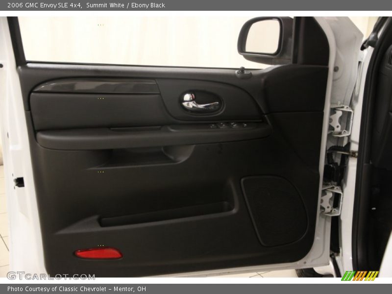 Summit White / Ebony Black 2006 GMC Envoy SLE 4x4