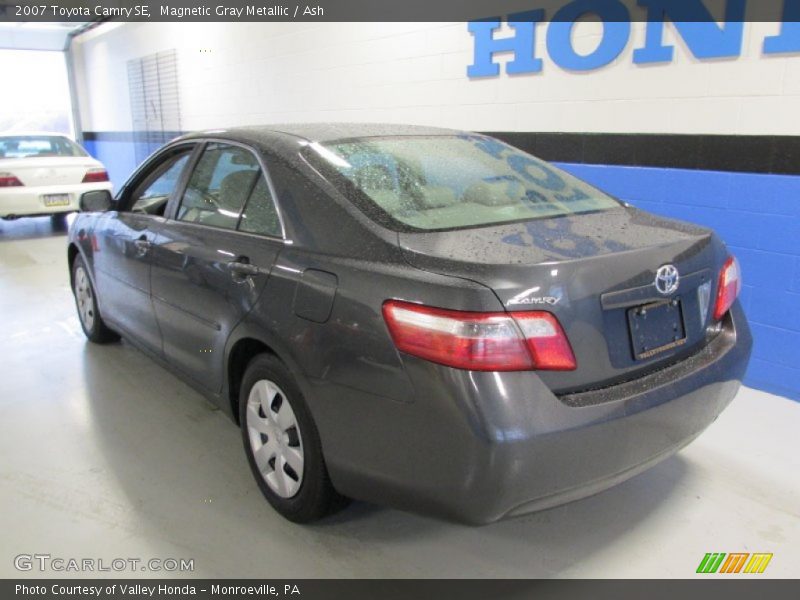 Magnetic Gray Metallic / Ash 2007 Toyota Camry SE
