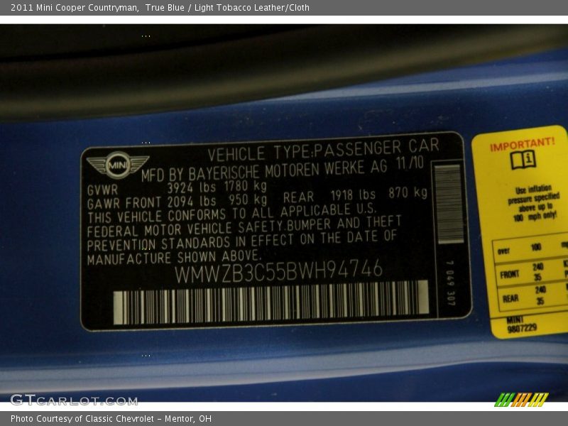 True Blue / Light Tobacco Leather/Cloth 2011 Mini Cooper Countryman