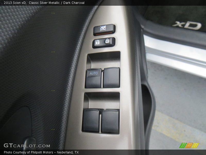 Classic Silver Metallic / Dark Charcoal 2013 Scion xD