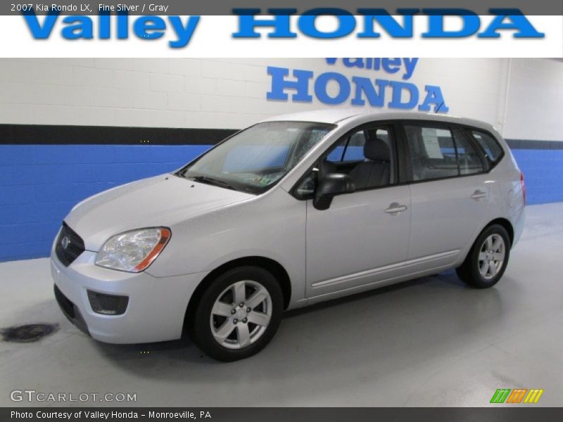 Fine Silver / Gray 2007 Kia Rondo LX