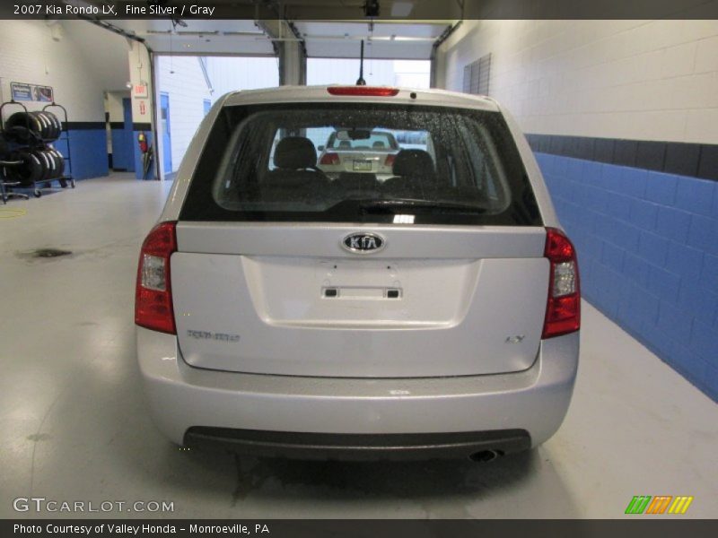 Fine Silver / Gray 2007 Kia Rondo LX