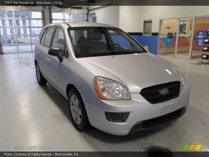 Fine Silver / Gray 2007 Kia Rondo LX