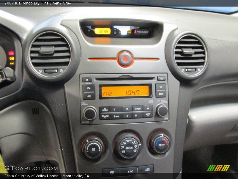 Fine Silver / Gray 2007 Kia Rondo LX