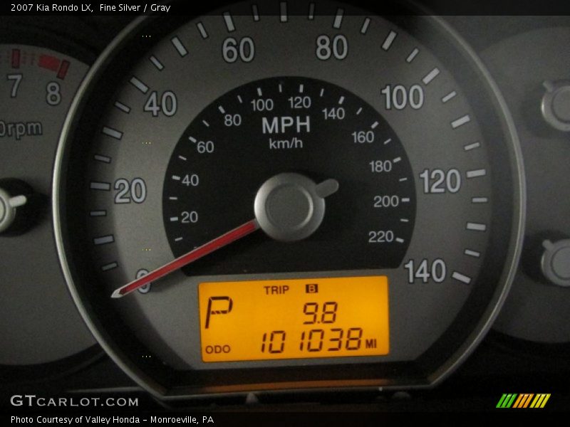 Fine Silver / Gray 2007 Kia Rondo LX