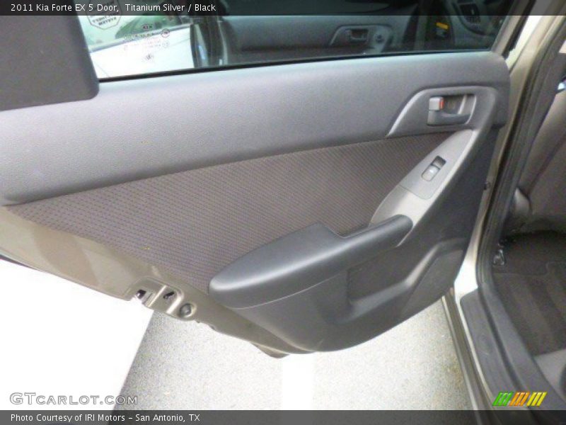 Titanium Silver / Black 2011 Kia Forte EX 5 Door