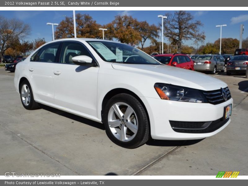 Candy White / Cornsilk Beige 2012 Volkswagen Passat 2.5L SE
