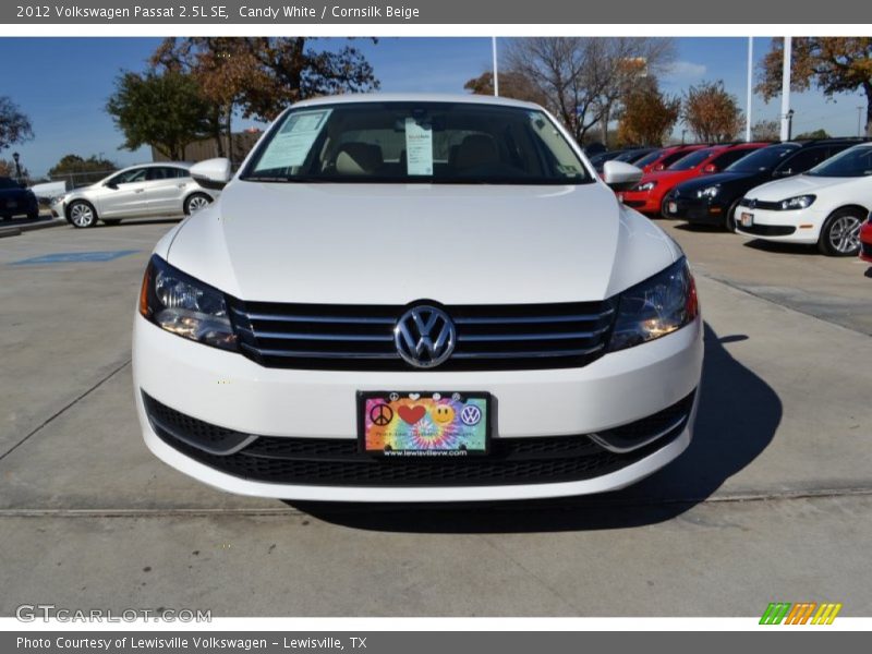 Candy White / Cornsilk Beige 2012 Volkswagen Passat 2.5L SE