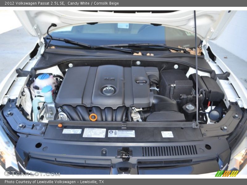 Candy White / Cornsilk Beige 2012 Volkswagen Passat 2.5L SE