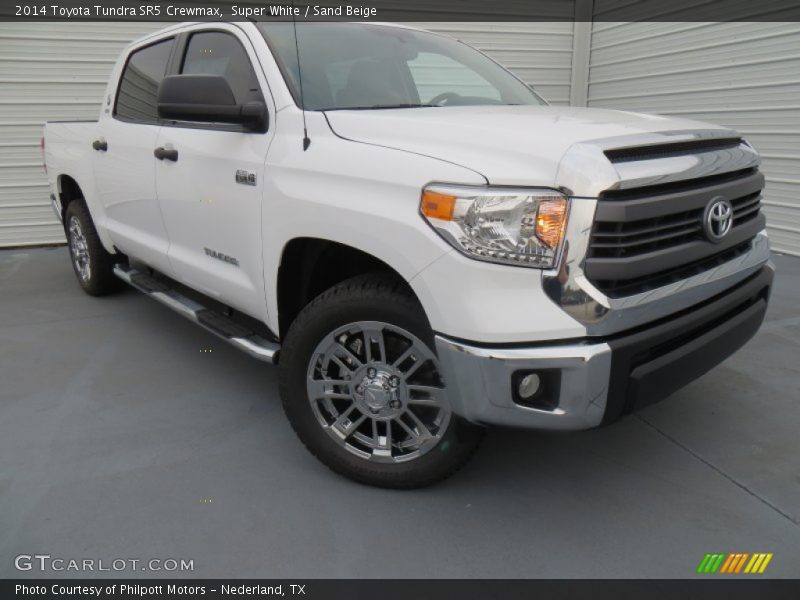 Super White / Sand Beige 2014 Toyota Tundra SR5 Crewmax