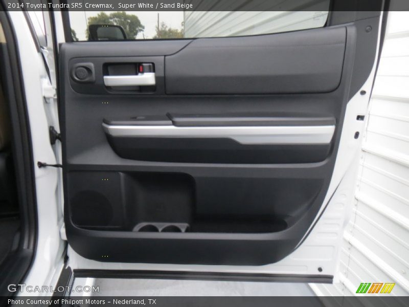 Super White / Sand Beige 2014 Toyota Tundra SR5 Crewmax