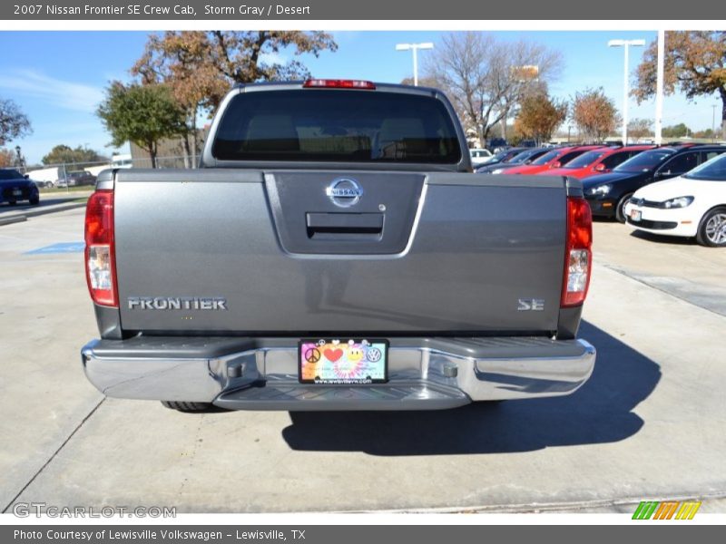 Storm Gray / Desert 2007 Nissan Frontier SE Crew Cab