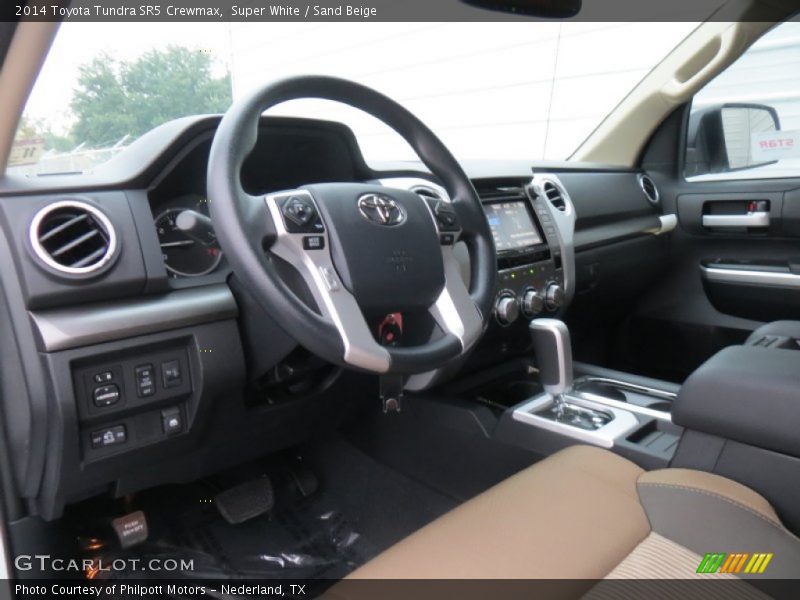 Super White / Sand Beige 2014 Toyota Tundra SR5 Crewmax