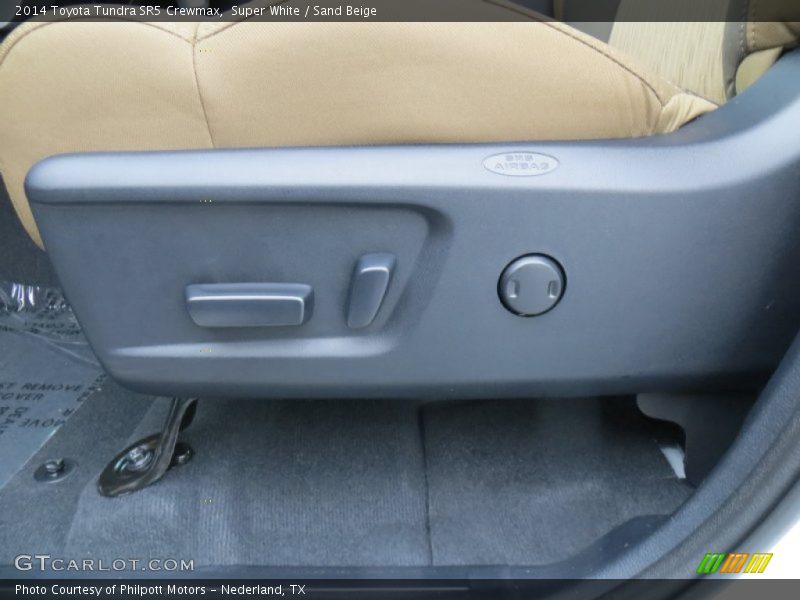 Super White / Sand Beige 2014 Toyota Tundra SR5 Crewmax