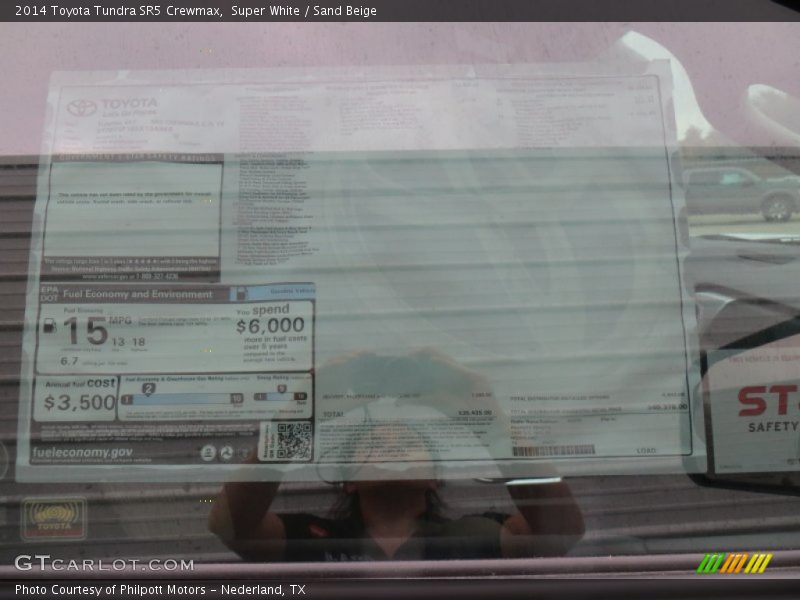Super White / Sand Beige 2014 Toyota Tundra SR5 Crewmax