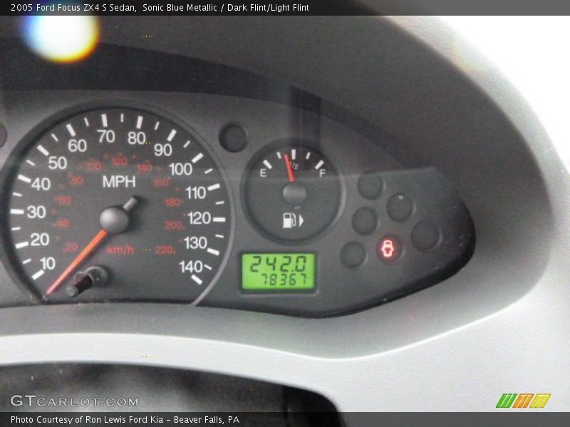 Sonic Blue Metallic / Dark Flint/Light Flint 2005 Ford Focus ZX4 S Sedan