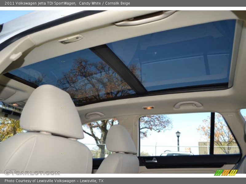 Candy White / Cornsilk Beige 2011 Volkswagen Jetta TDI SportWagen