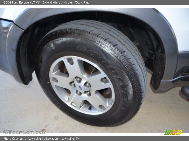 Oxford White / Medium/Dark Flint 2004 Ford Escape XLT V6