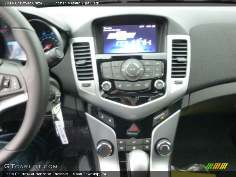Tungsten Metallic / Jet Black 2014 Chevrolet Cruze LT